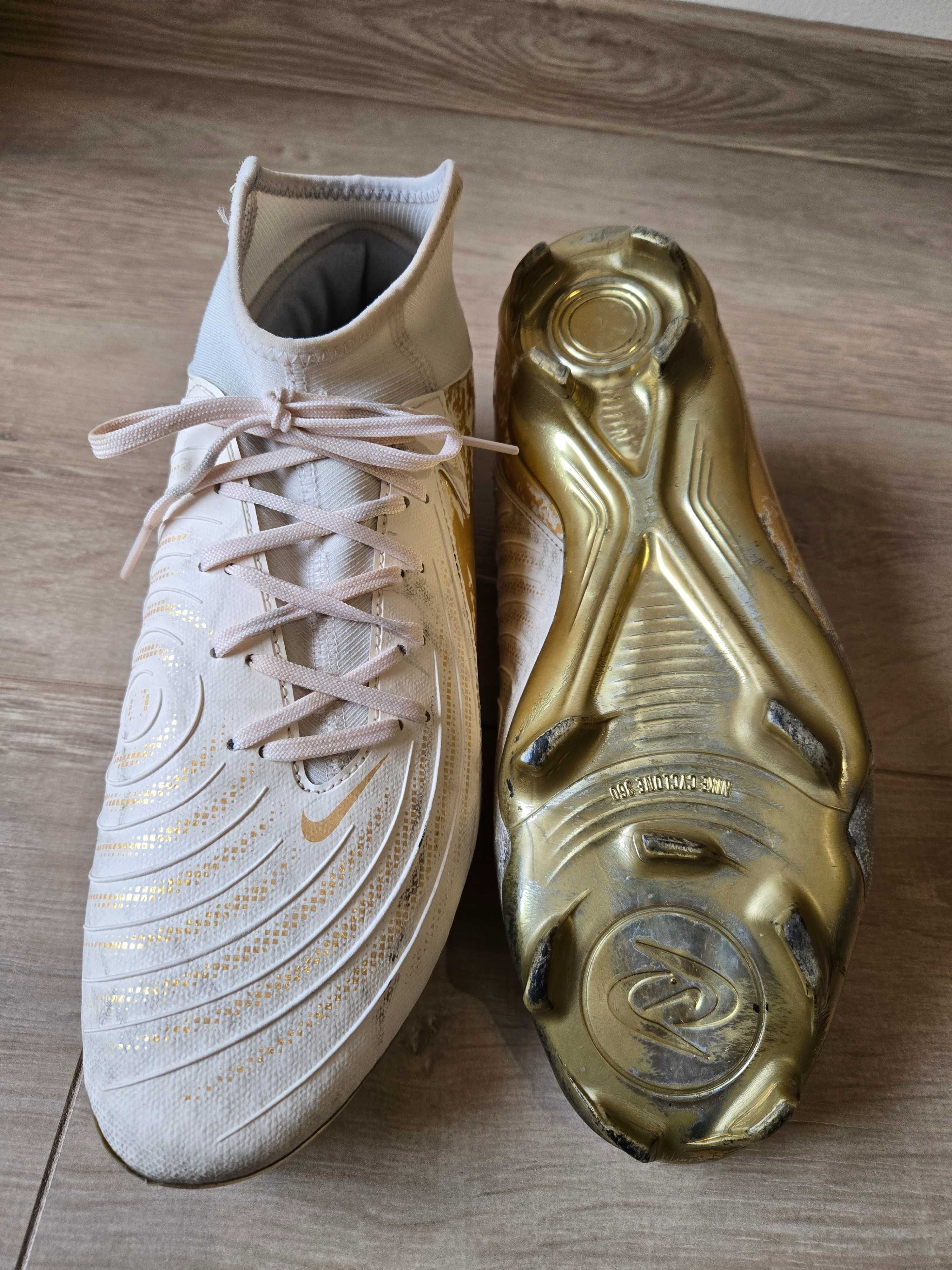 Nike Phantom Luna 2 Academy бутонки EUR 43