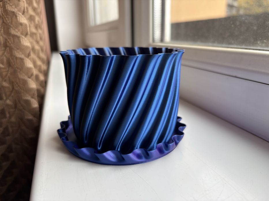 3д принтирана саксия 3-цвята