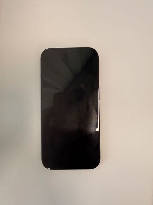 iPhone 16, garantie octombrie 2026