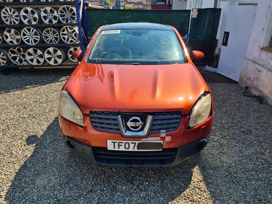 Oglinda stanga Nissan Qashqai 2007 - 2010 4 Usi ROSU (1003) Fara rabatare ZGÂRIATA