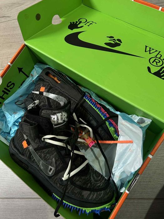 Nike Offwhite size 38.5