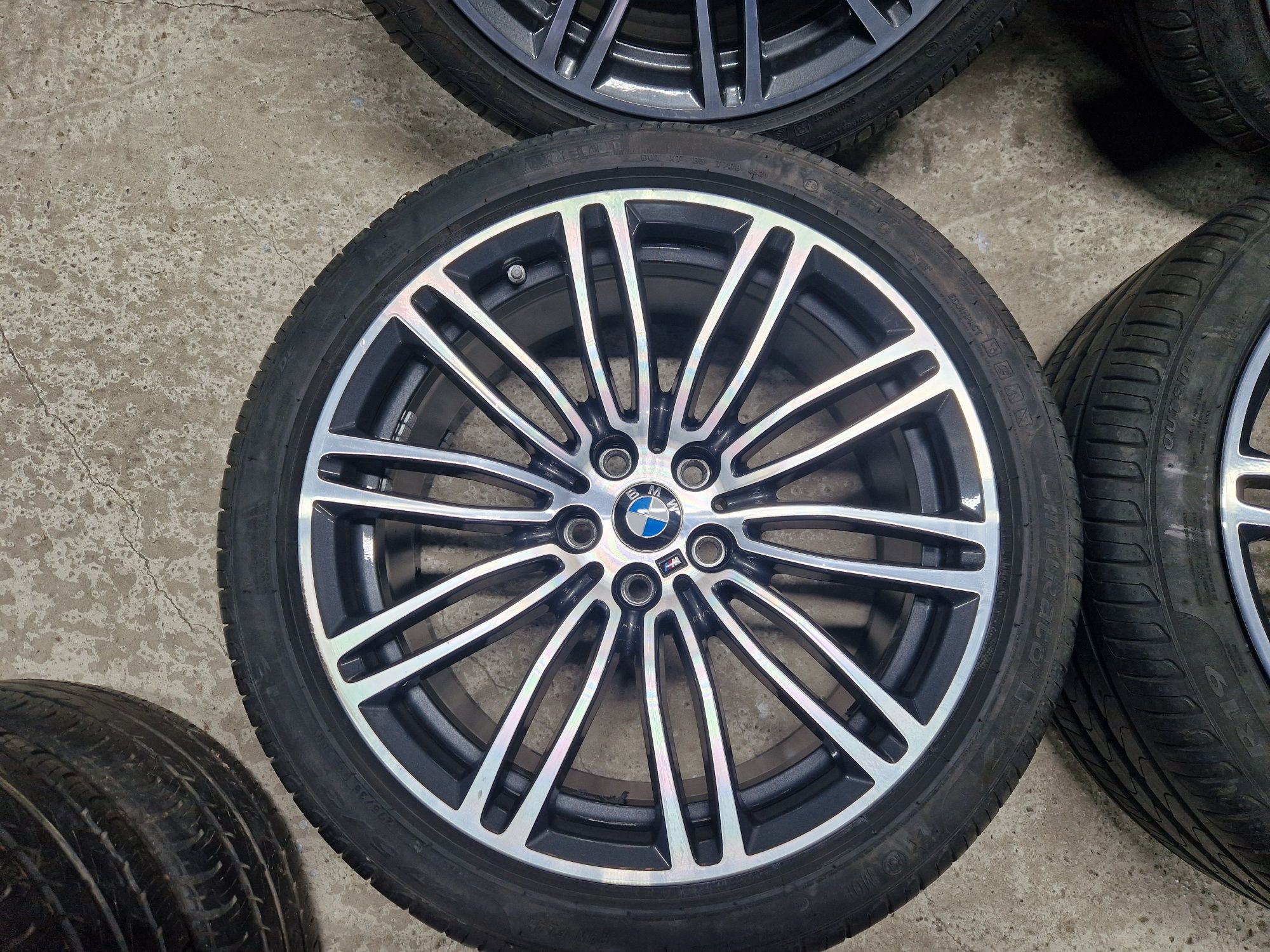 Roti BMW G30 G31 Style 664M Anvelope Pirelli 245/40/19 cu 275/35/19