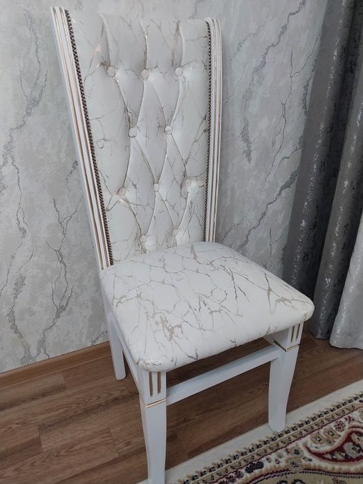 Продам стулья 8шт новые 25000тг за 1 шт