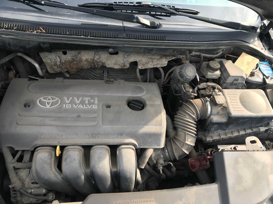 Dezmembrez-Piese Toyota Avensis T25 2.0 D4D 85 kW si 1.8 Benzina