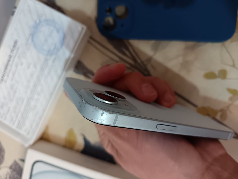 iPhone 15 256Gb с коробкой