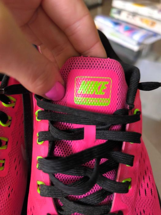 Дамски маратонки Nike