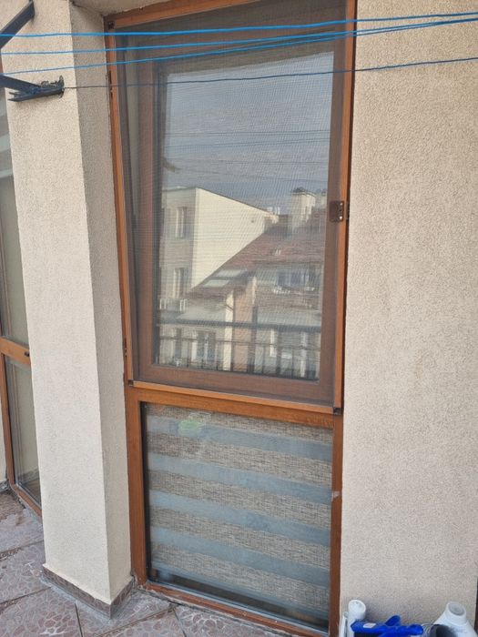 ПВЦ дограма, златист дъб