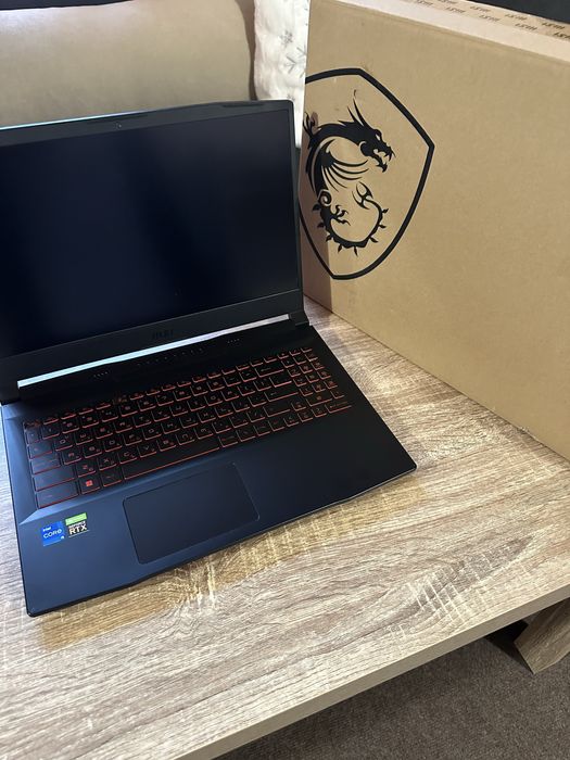 MSI Katana GF66 11UE
