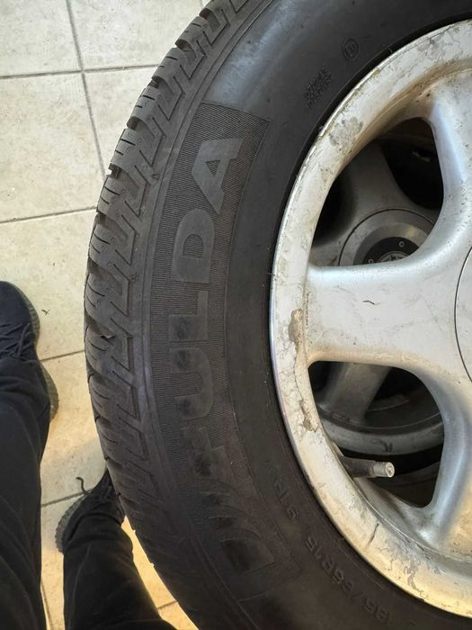 Cauciucuri iarna 195/65 R15