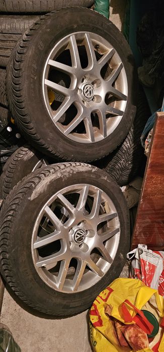 Зимни гуми 205 55 16 с джанти  bbs