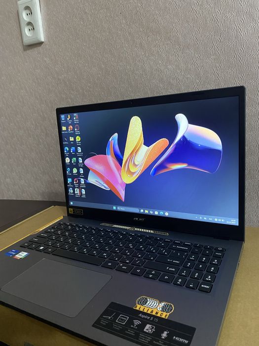 Срочно продать  Acer Aspire 5