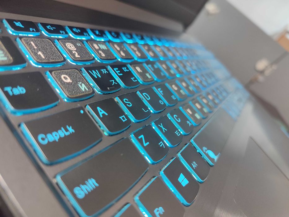Мощный игравой ноутбук Lenovo Ideapad Gaming i5-9300H GTX1650