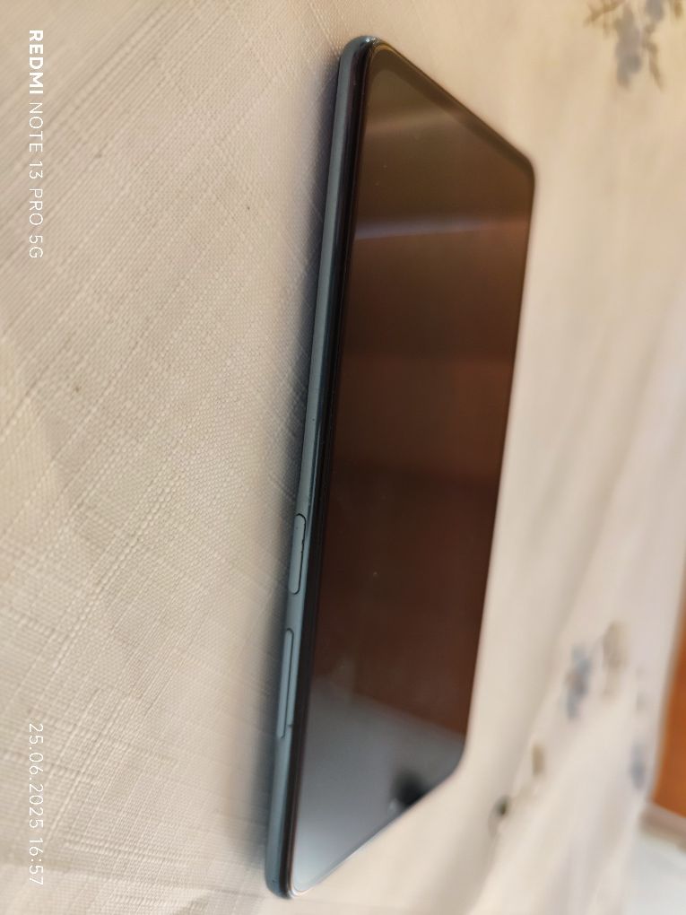 Vând Xiaomi Poco F3