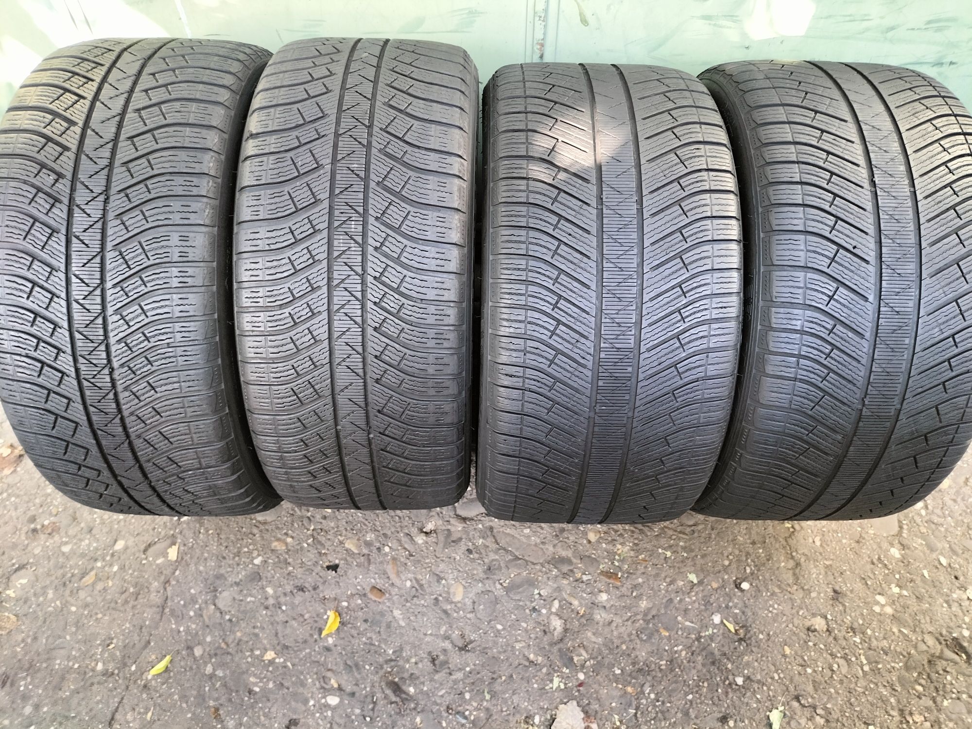 Set cauciucuri Michelin 305 35 21/275 40 21