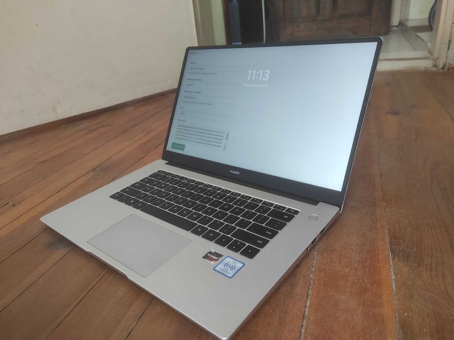Huawei MateBook D15 с NVMe 512GB + SSD Sata 256GB 8GB RAM