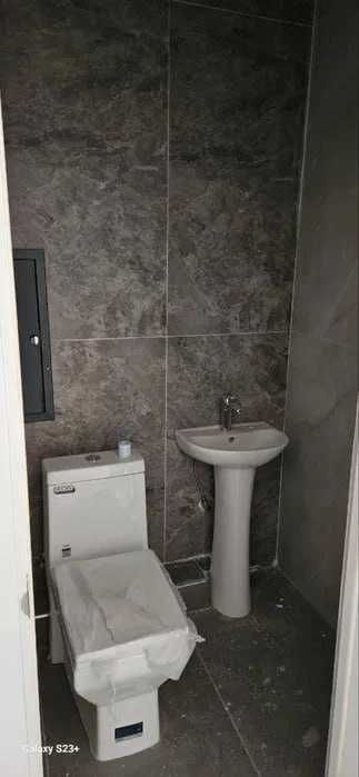 3к, 7/10 эт., евроремонт, 70 м² — у метро Космонавтов и ЦУМа`