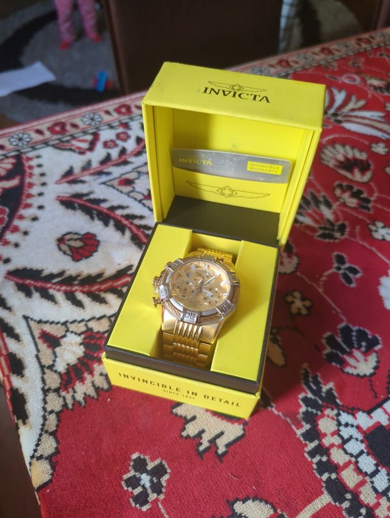 Ceasuri Invicta Invincible