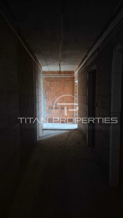 Продава се Тристаен апартамент в Пловдив, Беломорски - 125 кв.м за 1401 €/кв.м - Снимка #6