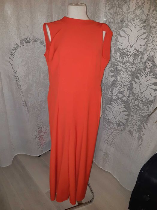 salopeta Nissa eleganta