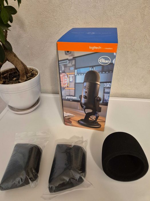 Чисто нов професионален микрофон Blue Yeti на супер ниска цена