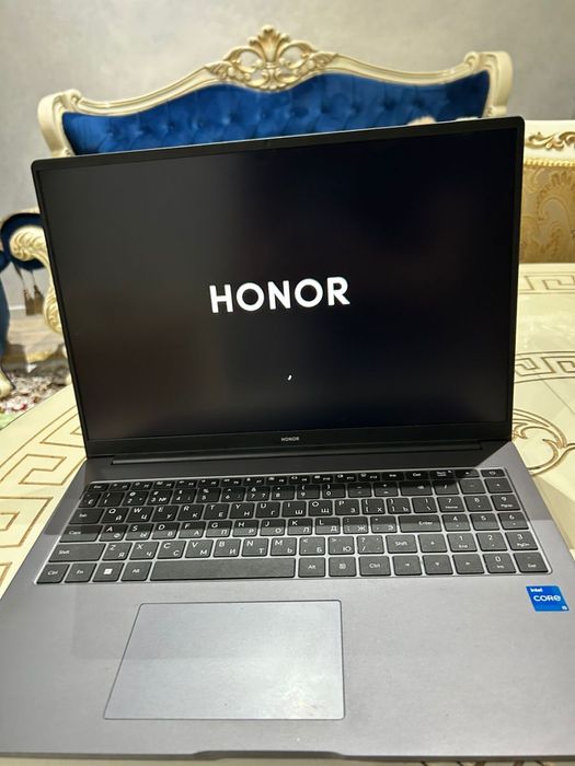 Ноутбук HONOR Magicbook x16
