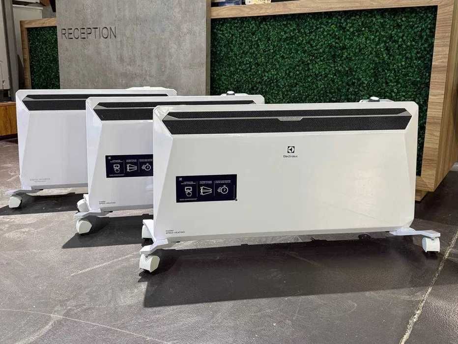 Конвекторный обогреватель Electrolux ECH/RI-2000 E (INVERTER)