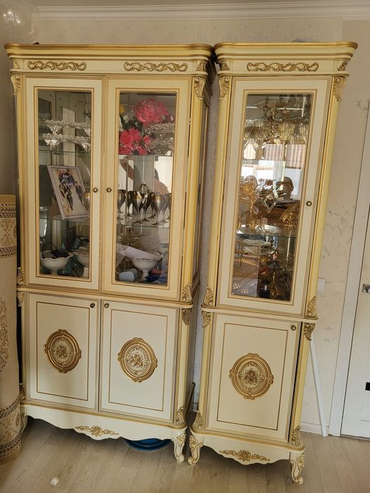 Сервант сатылады