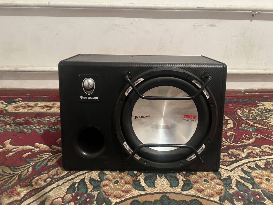 Сабвуфер элемент 5 в идеальном состоянии