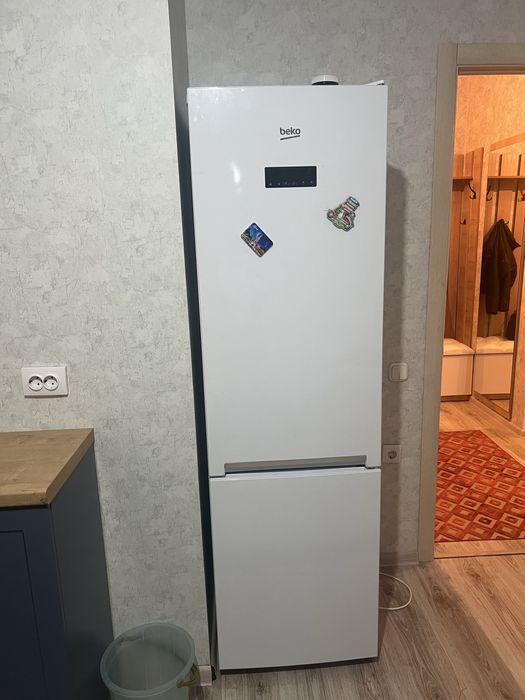 Холодильник 60000