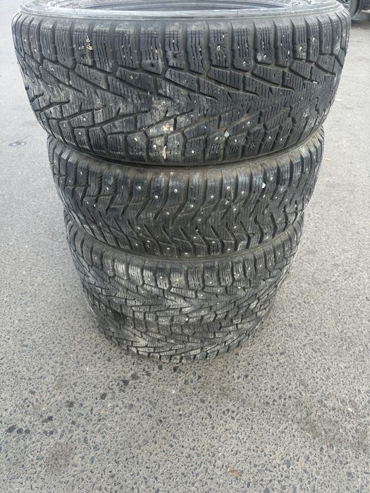 225/60/17 шипы 4шт Нокиан