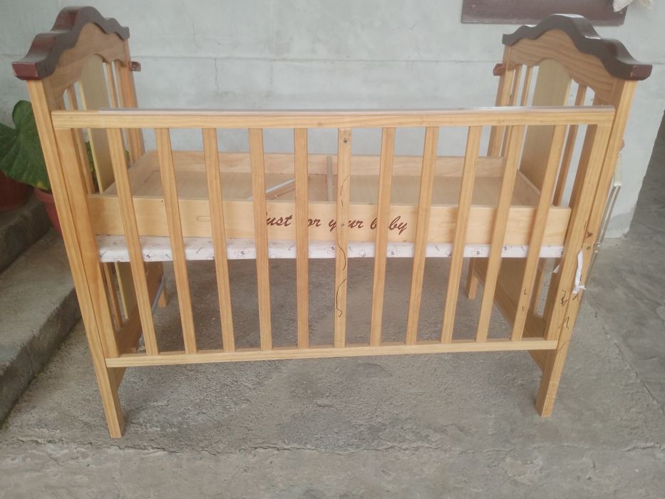 Кроватка детская
