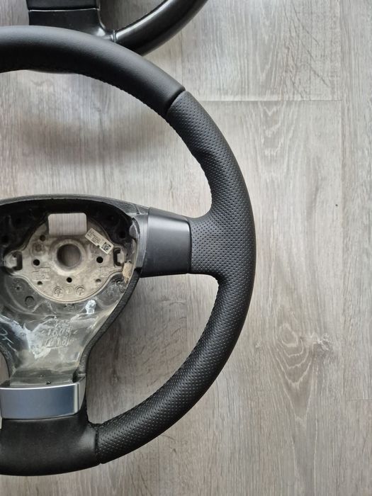 Volan piele  Volkswagen Passat B6 Jetta Golf 5