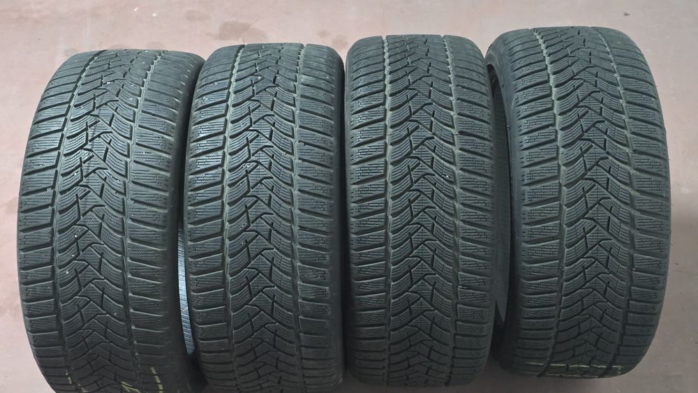 Dunlop Winter Sport 5 245/40/19 зимни гуми