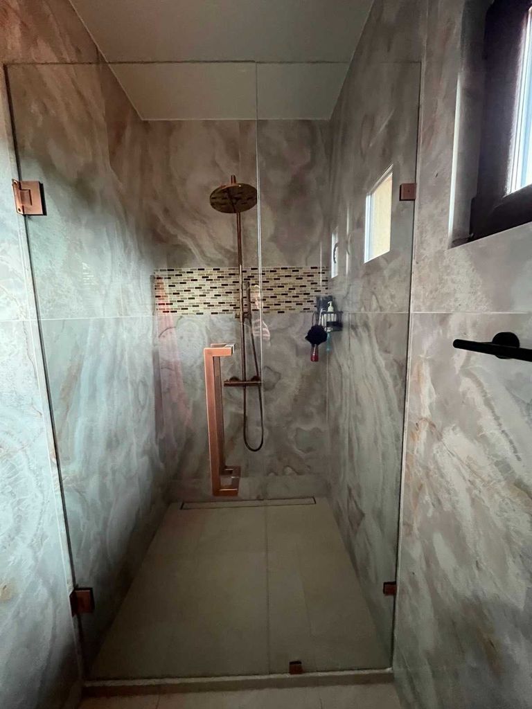 Продава се Къща в с. Ковачевци, Област София-област - 240 кв.м за 1584 €/кв.м - Снимка #12