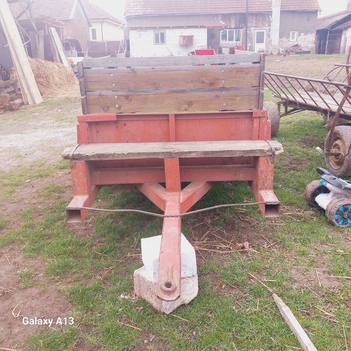 Vand ce se vede remorcuta