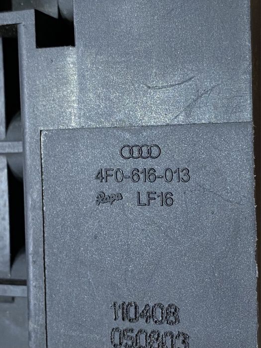 Bloc valve / Distribuitor aer Audi A6 4F / A8 D3 , VW Phaeton