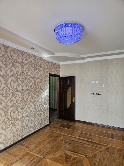 Себзор 22-Мактаб 3.хонали Квартира сотилади