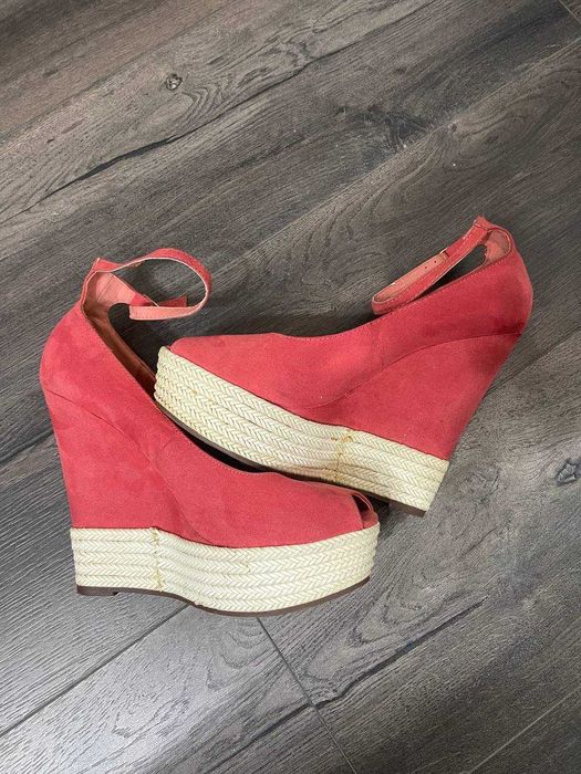 ЛОТ: Обувь Италия, Англия (4 пары 39 размера)