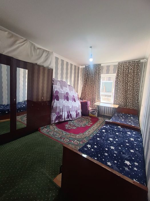 Toshkent shahar Olmazor tumani Tansiqboyevda 3 xonali 70 kv metr