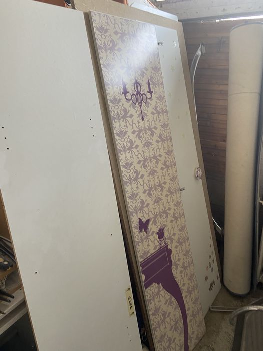 Vind urgent diveste canaprea birouri dulap