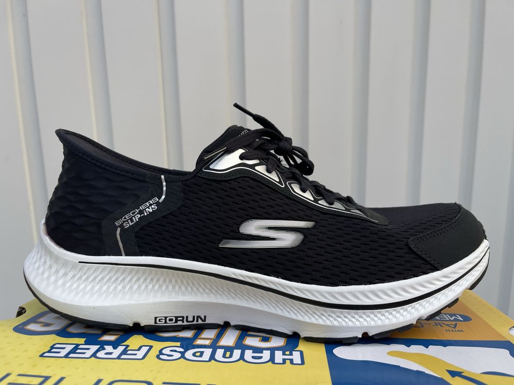 Adidasi Skechers originali noi pantofi sport tenisi