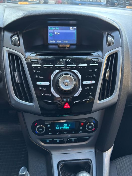 Ford Focus -1.6 benzina-Euro 5