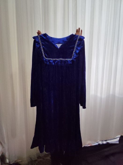 Vecherniy ko'ylak keyingi rasmdagi narsalar bonusga beriladi