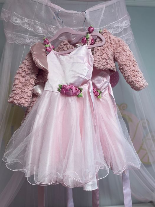 Принцески рокли 92 см, близнаци, 5-30 лв