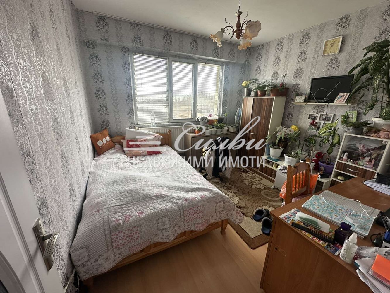 Двустаен апартамент - кв.Запад 3