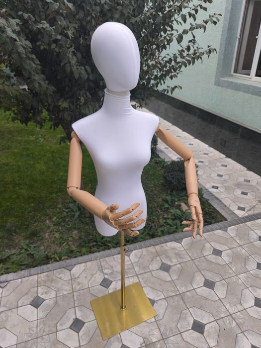 Манекен сотилади