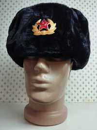 Мъжка руска шапка, черен цвят.