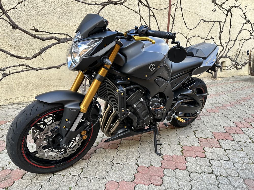 Yamaha Fz8 Abs Naked *Akrapovic*