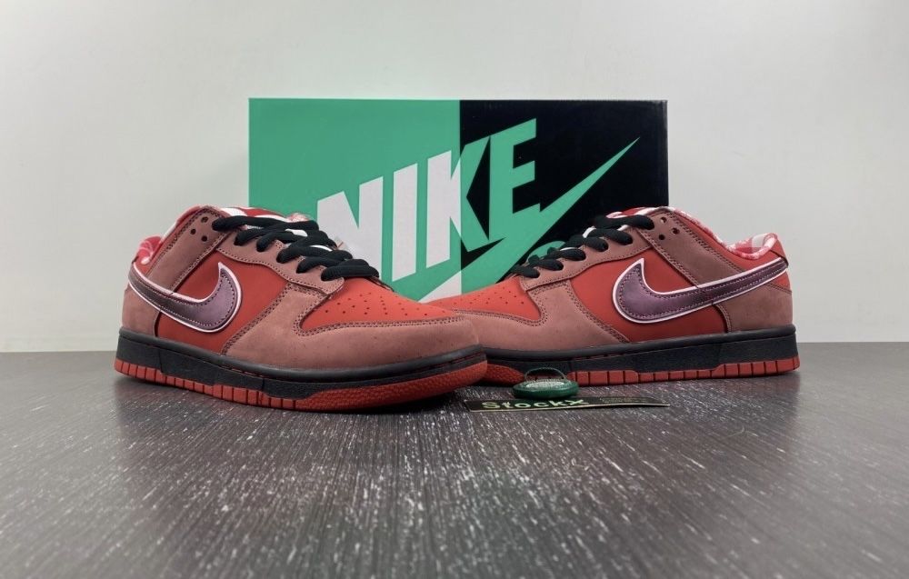Nike SB Dunk Low Red Lobster