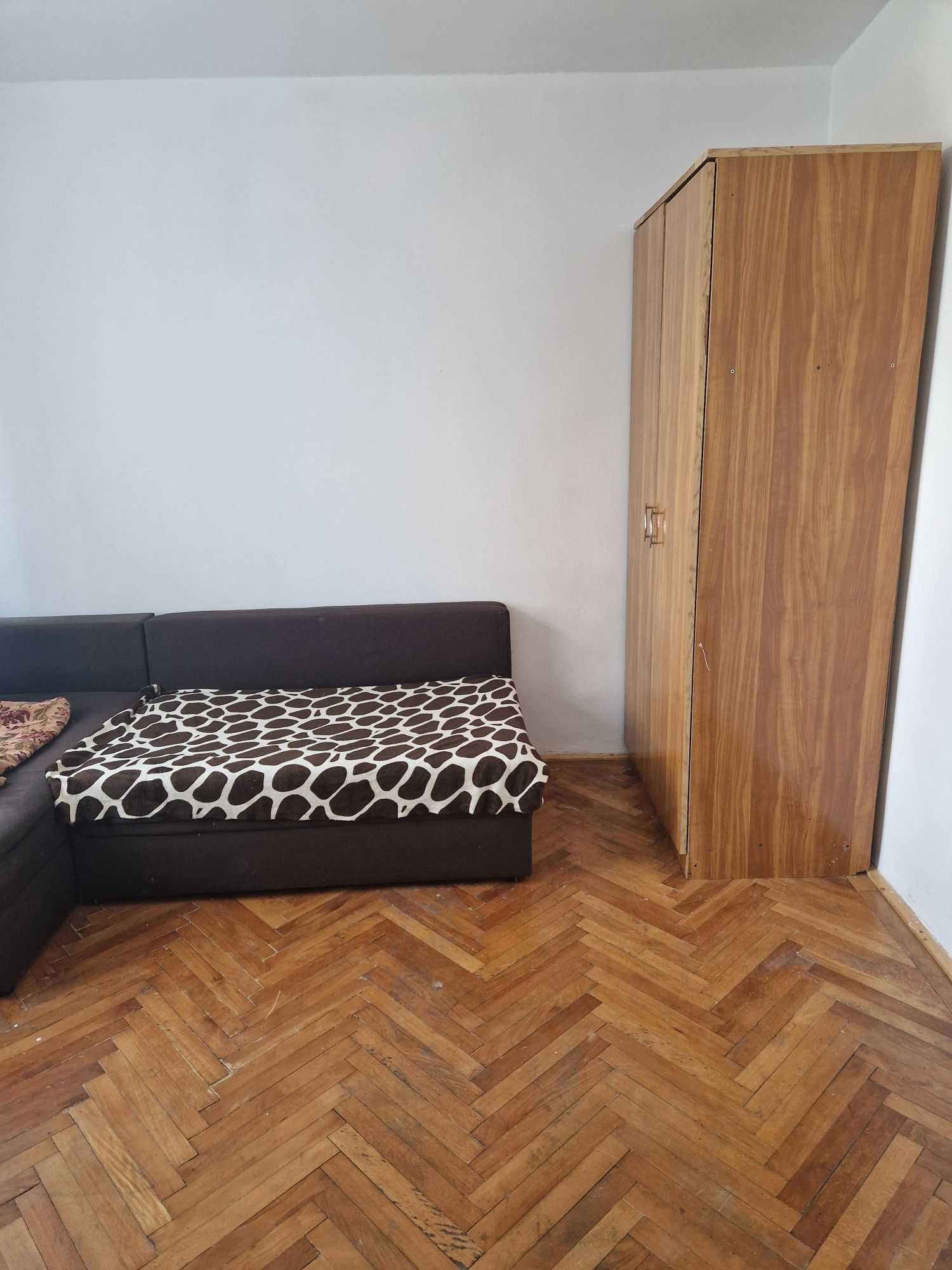 Apartament de închiriat cu 2 camere